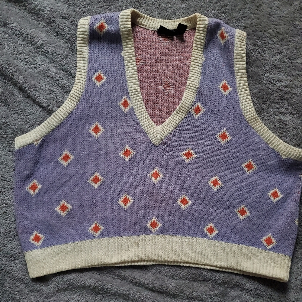 Liz Sport Purple and Cream Sweater Vest with Diamond Pattern Size L